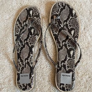 Dolce vita snake print flip flops